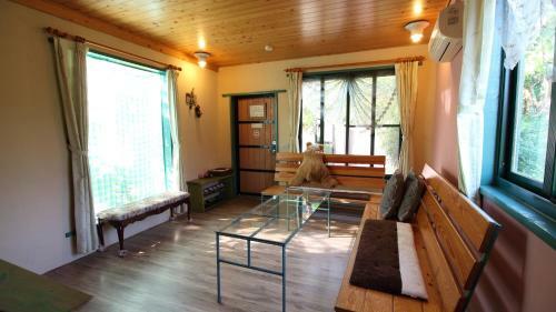 Old Farmer Homestay