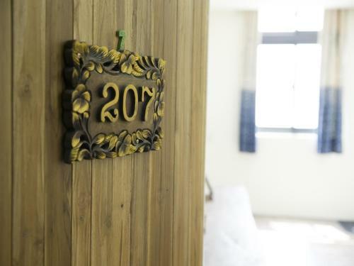 Home & Teak Residence