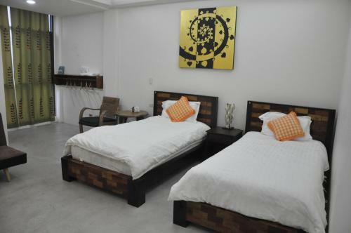 Home & Teak Residence
