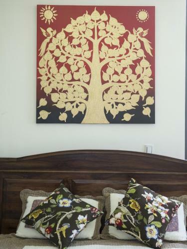 Home & Teak Residence