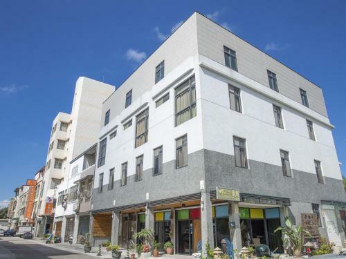 Home & Teak Residence