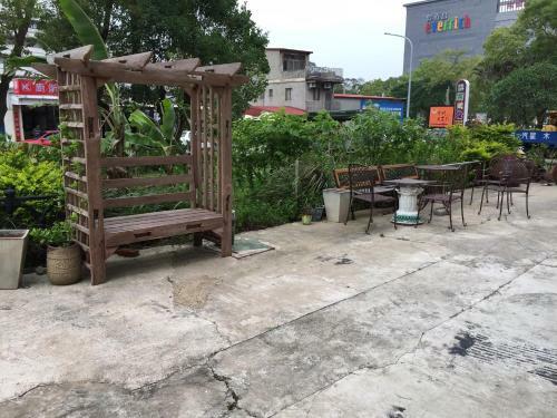 Home & Teak Residence