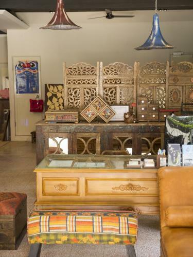 Home & Teak Residence