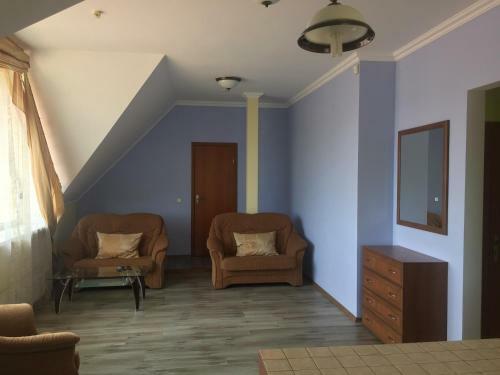 Hostal Hotel Uzlissya