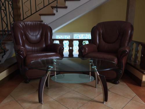 Hostal Hotel Uzlissya