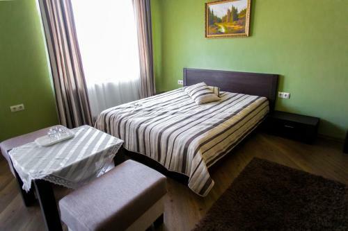 Tulpan Hotel