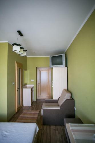 Tulpan Hotel
