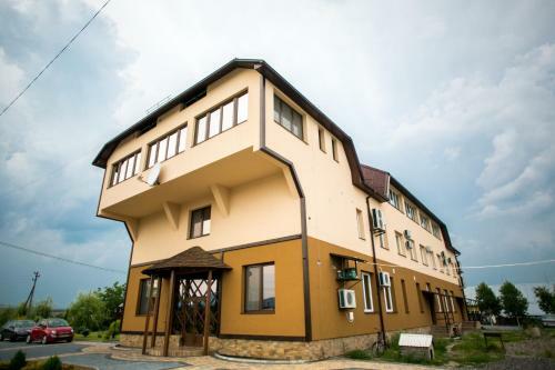 Tulpan Hotel