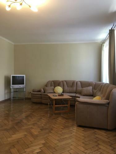 Apartamento Tikhiy Center
