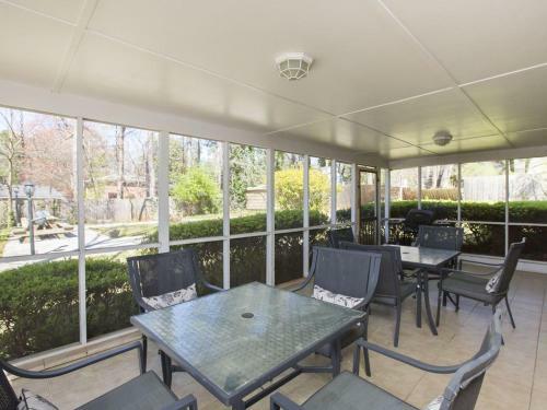 Five-bedroom Decatur (georiga) Holiday Home