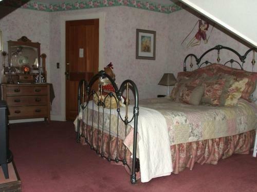Robin's Nest Bed & Breakfast