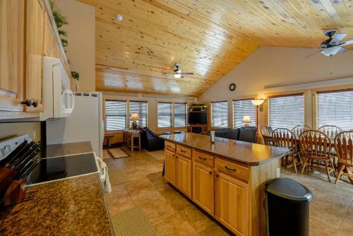 Gold Run Lodge