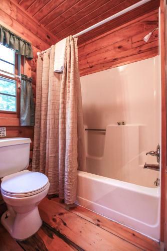Timber Ridge - Hocking Hills Cabin