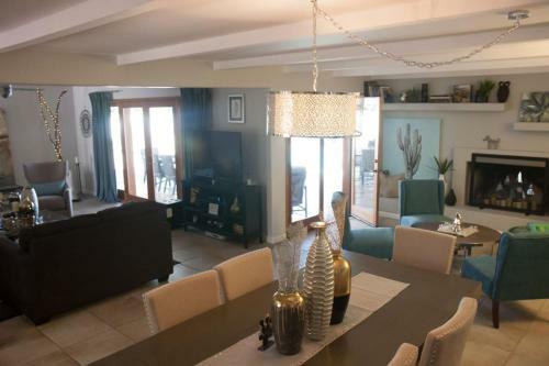 Luxurious 5 Br House With Pool In Dt Scottsdale