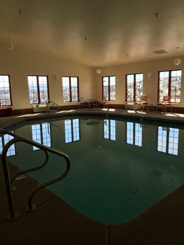 Hotel Silverland Inn & Suites