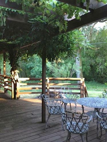 Bed & Breakfast Rustridge Ranch & Winery