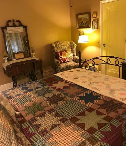 Maple Street Bed And Breakfast