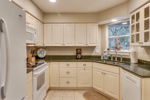 627 Wedgewood Villa