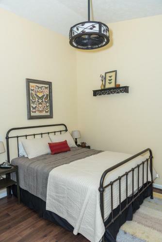 Bed & Breakfast Creekside Inn