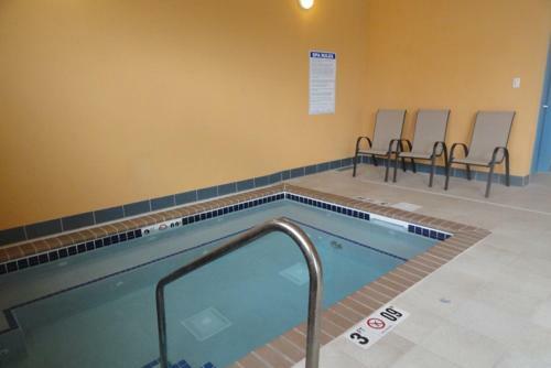 Hotel Canby Inn And Suites