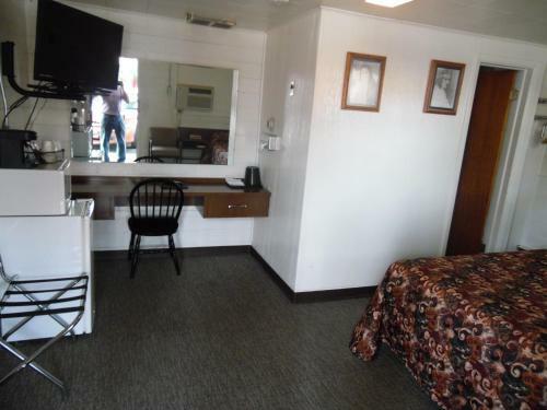 Yellowstone Motel
