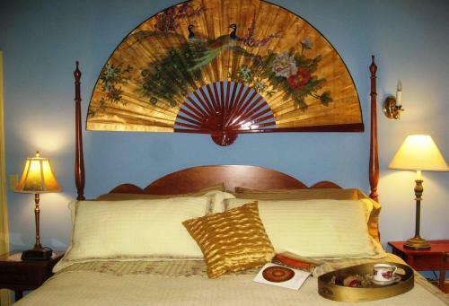 Centennial House Bed And Breakfast