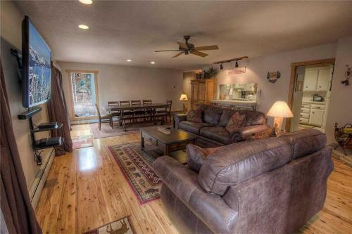 Sundown Lodge Home