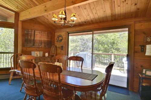 Flat Top 4 Two-bedroom Home