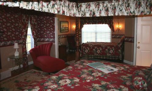 Heron Cay Lakeview Bed & Breakfast
