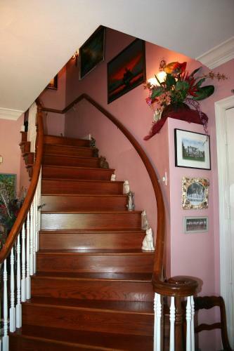 Heron Cay Lakeview Bed & Breakfast