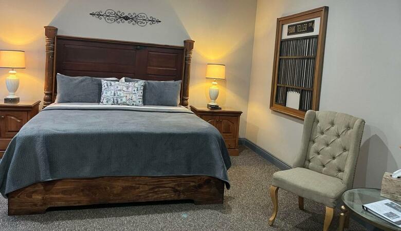 L'banca Albergo The Bank Hotel