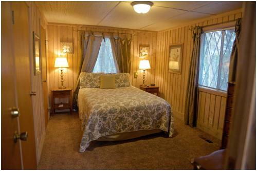 Pine Mountain Club Chalets