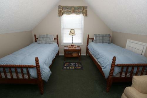 Pine Mountain Club Chalets