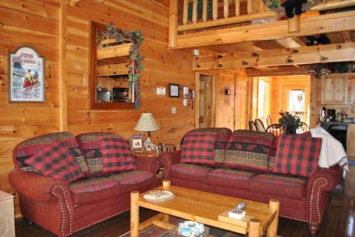 Far Horizon Cabin