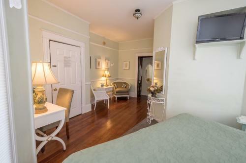 Bed & Breakfast Southern Wind Inn