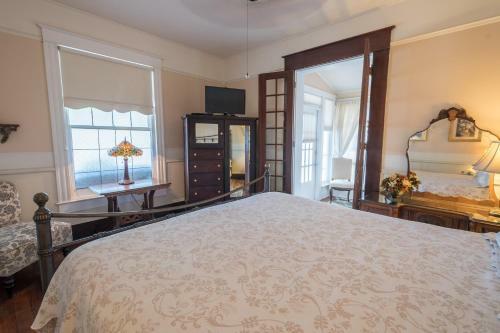 Bed & Breakfast Southern Wind Inn