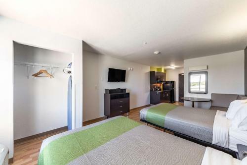 Hotel Studio 6 San Marcos