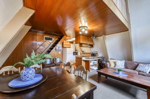 Cozy Bear Chalet