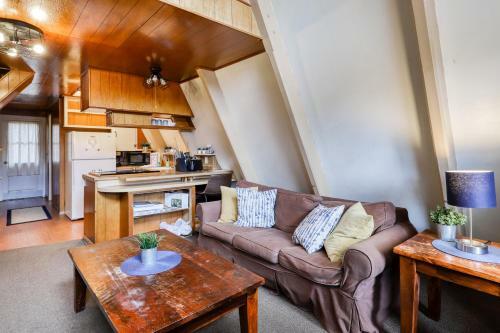 Cozy Bear Chalet