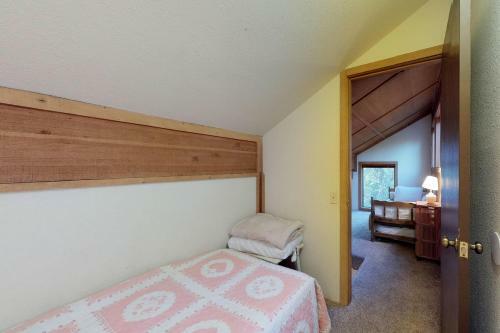 Living Pines Condominium