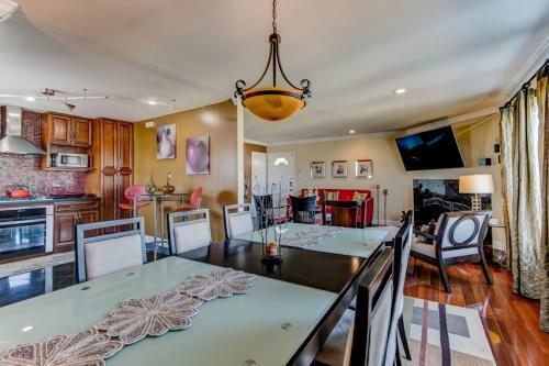 House-canyon Dr