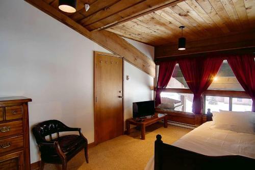 Rabbit Ears Pass Retreat