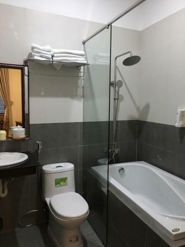 Hotel Minh Quang