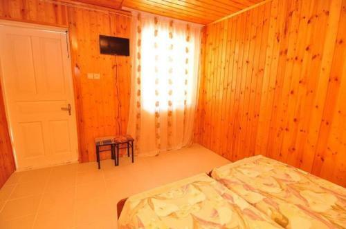 Hostal Guesthouse On Sukhumskoe Shosse 37