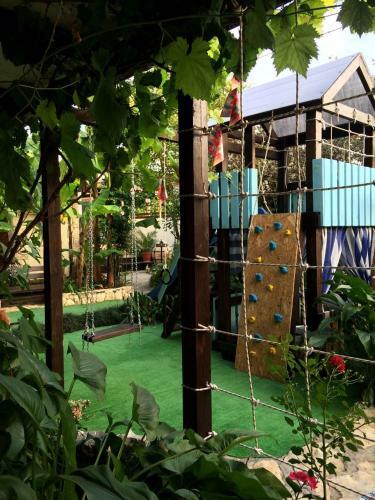 Hostal U Palycha Guest House