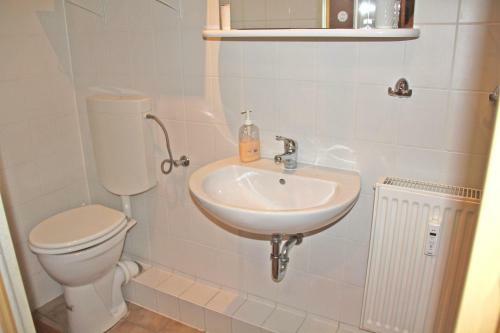 Apartamento Ferienhaus Breege Rueg 2051