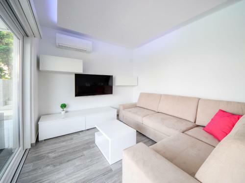 Apartment Novi Lux