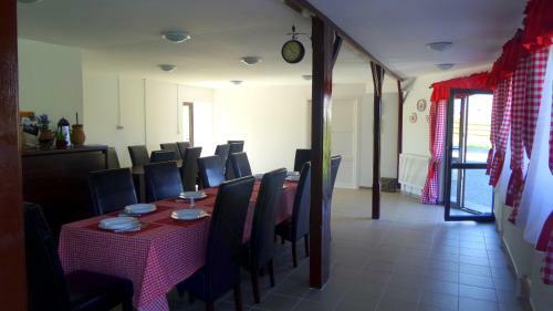 Hostal Aranyl� Vend�gh�z