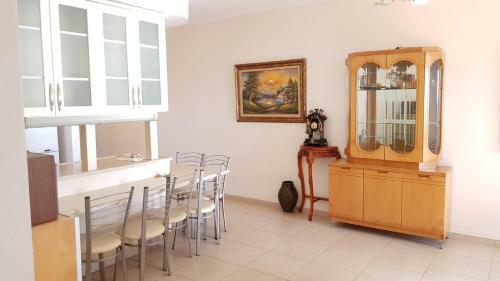 Apartment On Pierre Koenig 27