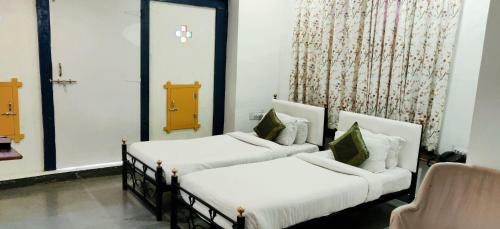 Hotel Banjara Retreat